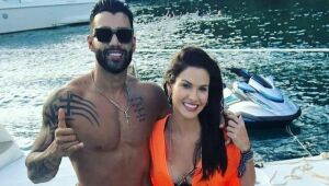 Gusttavo Lima e Andressa Suita são flagrados juntos em Angra dos Reis