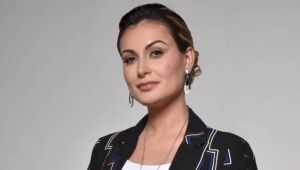 Andressa Urach processa Igreja Universal para reaver R$ 2 milhões doados