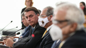 Bolsonaro quer deter inflação, mas interferência tende a elevar preços, dizem economistas