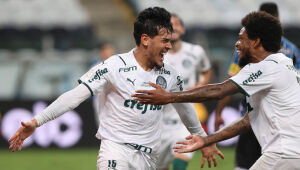 Palmeiras mostra evolução e sai na frente do Grêmio na final da Copa do Brasil