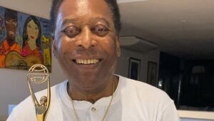 Clubes pernambucanos lamentam morte de Pelé; veja as homenagens