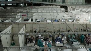 Pandemia pode manter níveis críticos ao longo de abril, diz Fiocruz