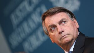 Não vou decretar lockdown e meu Exército não vai obrigar o povo a ficar em casa, diz Bolsonaro