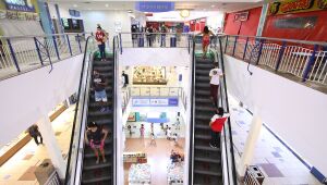 Confira os novos horários dos shoppings com as restrições devido à pandemia