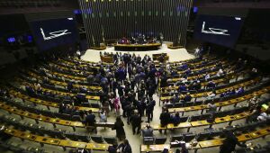 Bolsonaristas podem ficar com comissão de Educação da Câmara