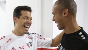 São Paulo avança em conversas e encaminha volta do zagueiro Miranda
