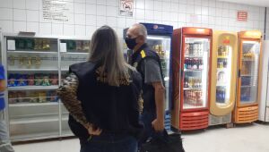 Lojas de conveniências na RMR são autuadas por funcionarem após horário permitido por decreto