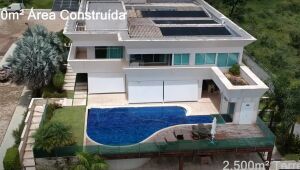Cartório comunica Coaf sobre compra de mansão de R$ 6 milhões por Flávio Bolsonaro