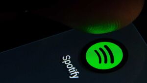 TSE e Spotify firmam acordo para combater desinformação nas eleições