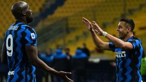 Com dois de Alexis Sánchez, Inter vence Parma pelo Italiano