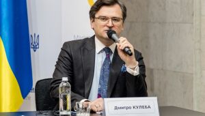 Ucrânia acusa Rússia de querer 'destruí-la'