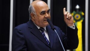 Ex-deputado Nelson Bornier morre no Rio, vítima da Covid-19
