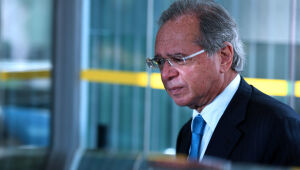 Guedes fala em novas bandeiras de energia para evitar racionamento