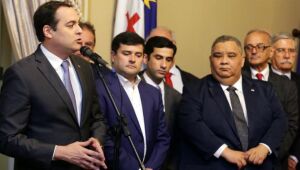 Nova regra beneficia PSB e PP para eleições proporcionais