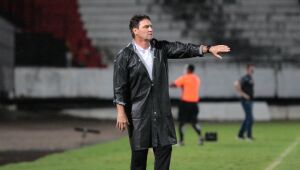 'Foi uma partida atípica', declara João Brigatti após derrota para o Botafogo/PB