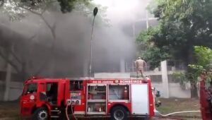 Incêndio atinge reitoria da UFRJ