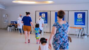 Campanha reforça vacinação contra a gripe em crianças neste domingo (18)