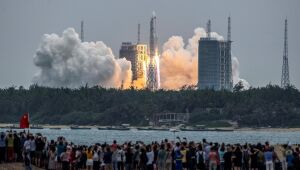 Estágio de 20 toneladas de foguete chinês cairá na Terra até este domingo