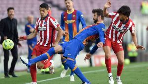 Atlético de Madrid empata com Barcelona e segue líder de La Liga