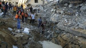 Ataque de Israel mata 42 palestinos, em ação mais letal desde início do conflito