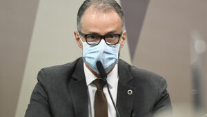 Depoimento de presidente da Anvisa na CPI constrange Planalto, e Queiroga sai em defesa de Bolsonaro