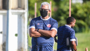 Hélio recebe apenas advertência e comandará Náutico na final