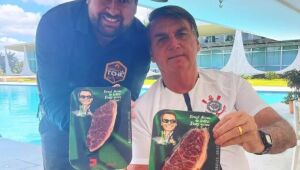 Randolfe pede que TCU investigue gastos de churrasco de Bolsonaro no Dia das Mães