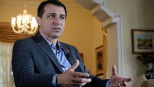 Tribunal Especial julga impeachment do governador de SC