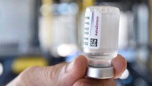 Recife volta a adiantar aplicação de segunda dose de Astrazeneca para o intervalo de 60 dias