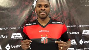 Santa perto de anunciar dupla que atua no futebol paulista