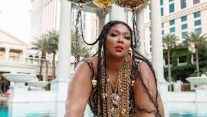 'Não gostaria de estar triste', desabafa Lizzo
