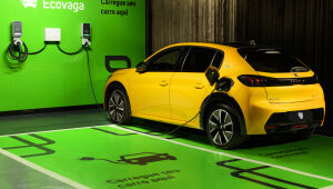 Stellantis firma parceria para instalação de pontos de recarga para veículos elétricos