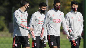 Conmebol veta inscrições, e River terá goleiro improvisado na Libertadores
