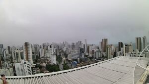 Em apenas um dia, Recife registra mais de 60% das chuvas previstas para maio