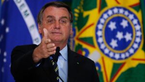 Bolsonaro sugere que, sem voto impresso, pode não disputar eleições de 2022