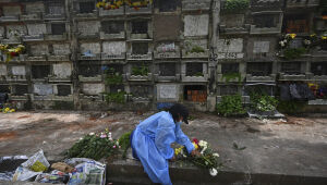 Mortes por Covid-19 caem 21% no mundo, informa a OMS