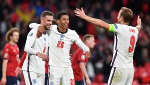 Inglaterra bate República Tcheca e vai às oitavas da Eurocopa