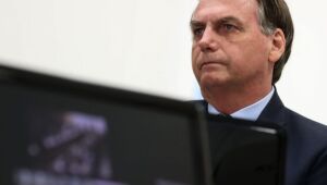 Governo Doria multa Bolsonaro por não usar máscara em motociata em São Paulo