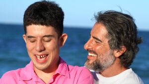 'Ter microfone poderoso é dar voz ao meu filho', diz Marcos Mion