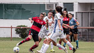 Brasileiro Feminino: Flamengo bate Avaí/Kindermann no fim e segue vivo