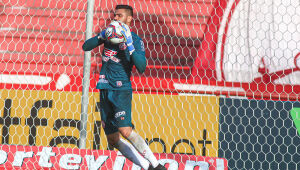 Alex comemora desempenho diante do Botafogo