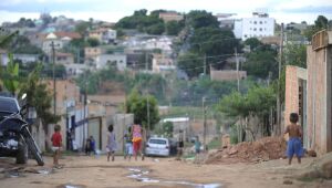 Em 2019, 38% da população tinha alguma dificuldade de acesso à água