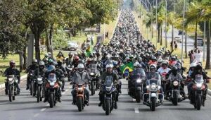 Concentração para 'motociata' com Bolsonaro reúne milhares em SP