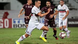 Santa reage no fim, mas fica apenas no 2x2 com a Jacuipense