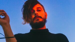 Tagore apresenta "Ao Vivo no Cosmos"