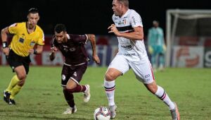 Roberto cita falta de confiança como calo do Santa em empate