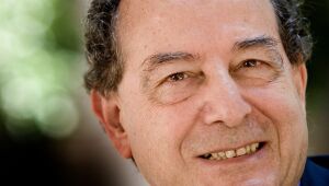 Morre Roberto Calasso, crítico literário italiano, aos 80 anos