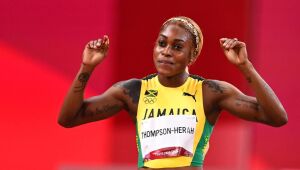 Elaine Thompson vence e quebra recorde olímpico dos 100 m rasos em Tóquio