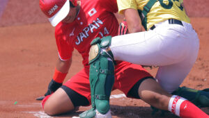 Jogos Olímpicos têm início com vitória do anfitrião Japão no softbol