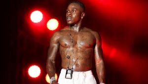 DaBaby, rapper que tem parcerias com Dua Lipa e Anitta, é excluído do Lolapalooza